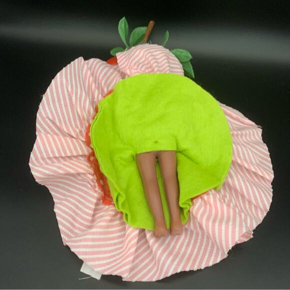 1950’s Chiquita Tropical Doll - Picture 8 of 11